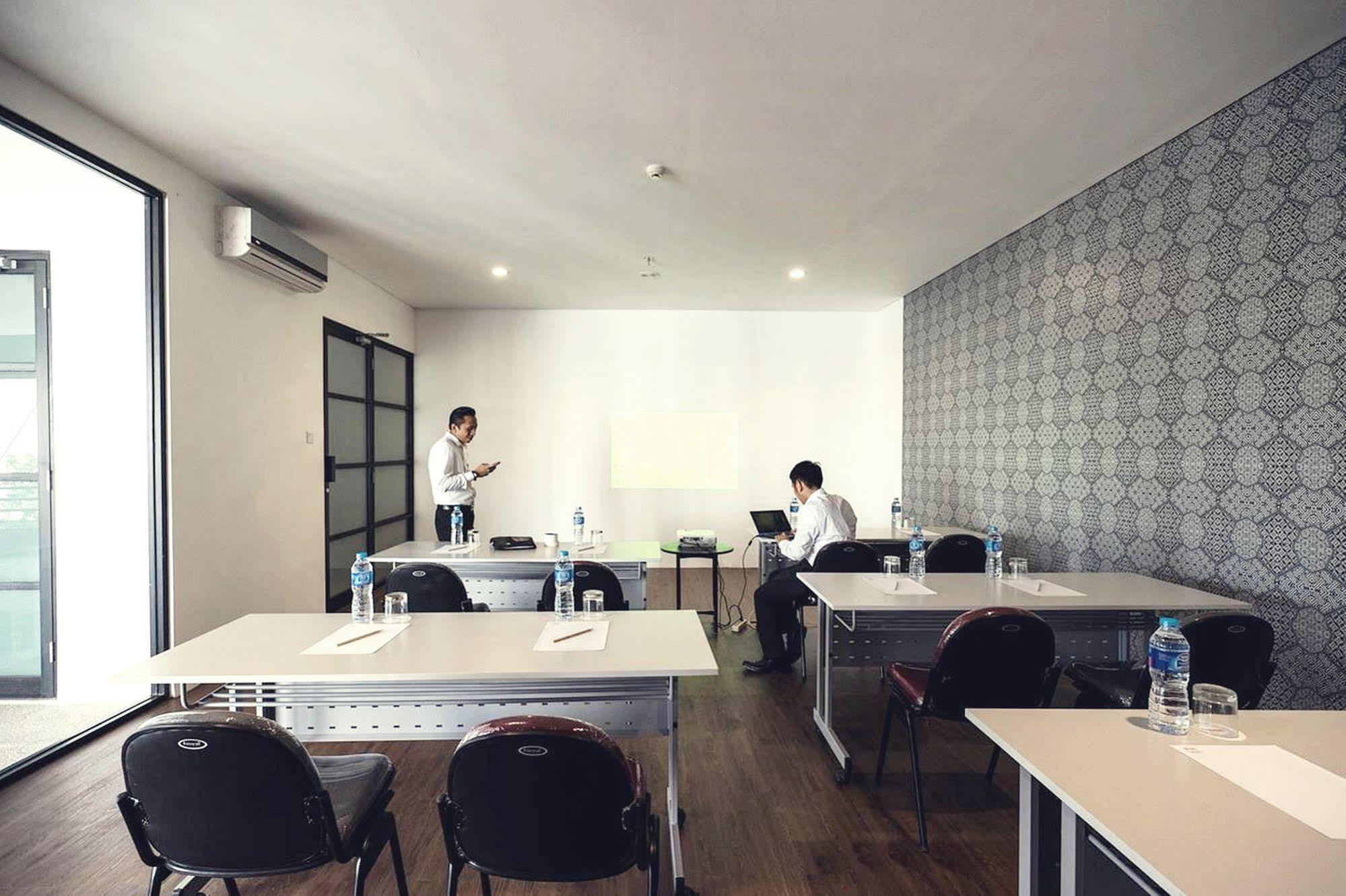 Liberty Hotel Thamrin Jakarta Eksteriør bilde